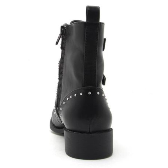 LAST 6 Qupid Black/ Silver buckle studded BOOTIE - Picture 5 of 5